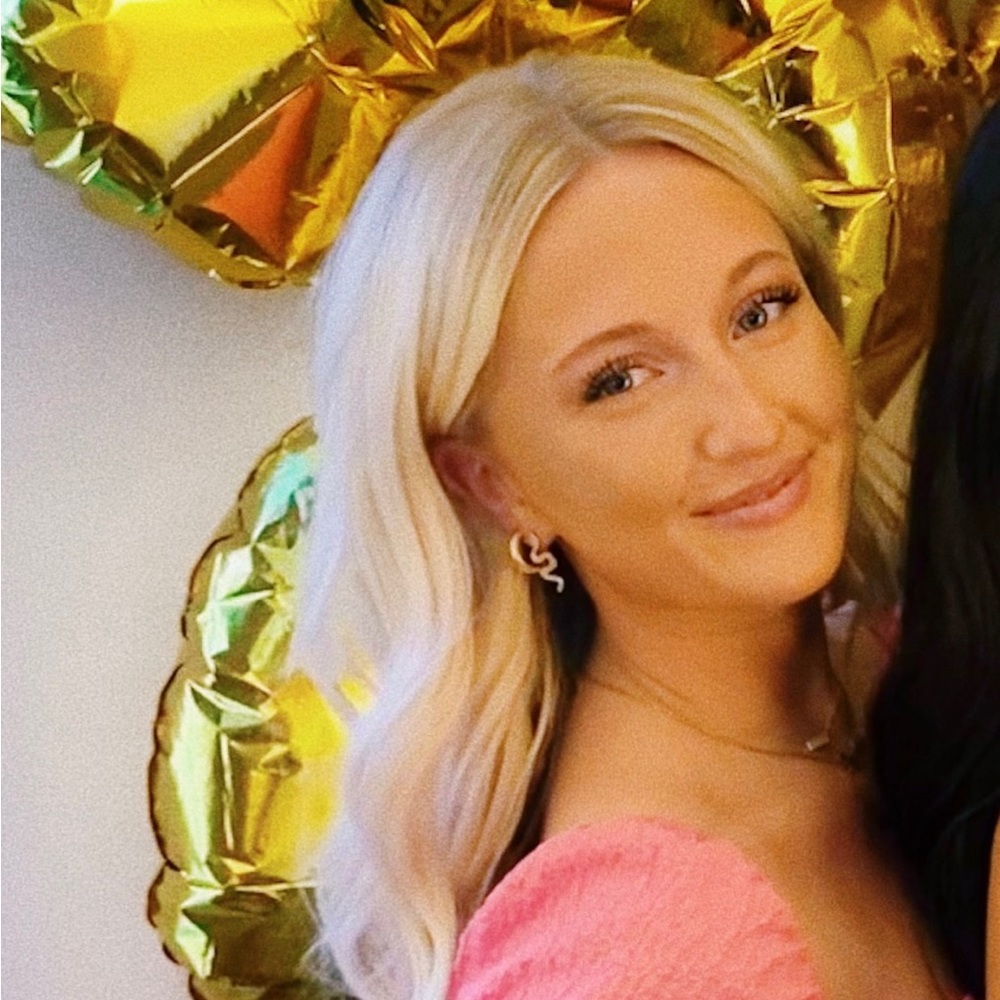 Meet your Posher, Taylor